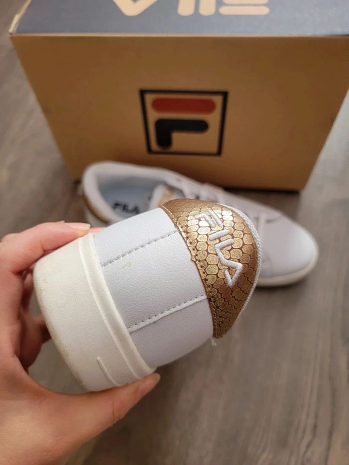 Fila lusso 40 - photo numéro 5
