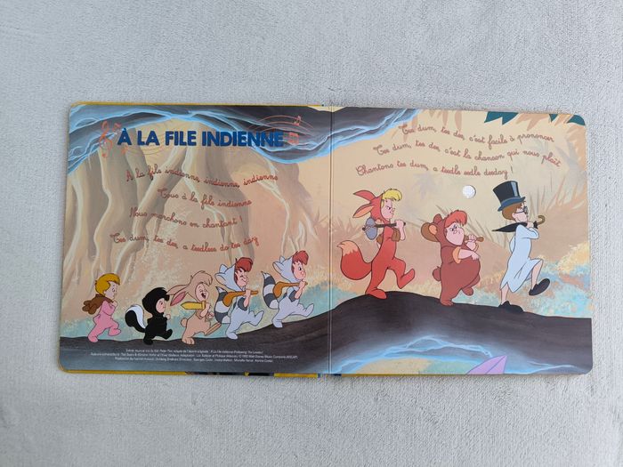Livre musical Mes premières chansons pour faire la fête Disney - photo numéro 5