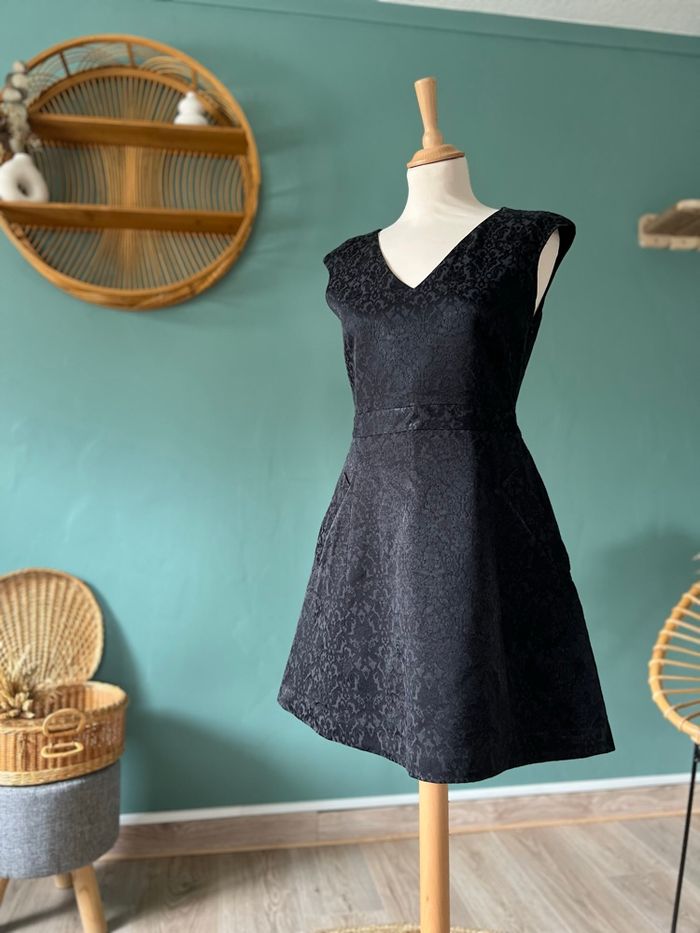 Petite Robe 🖤 noire Zara - Taille S - photo numéro 3