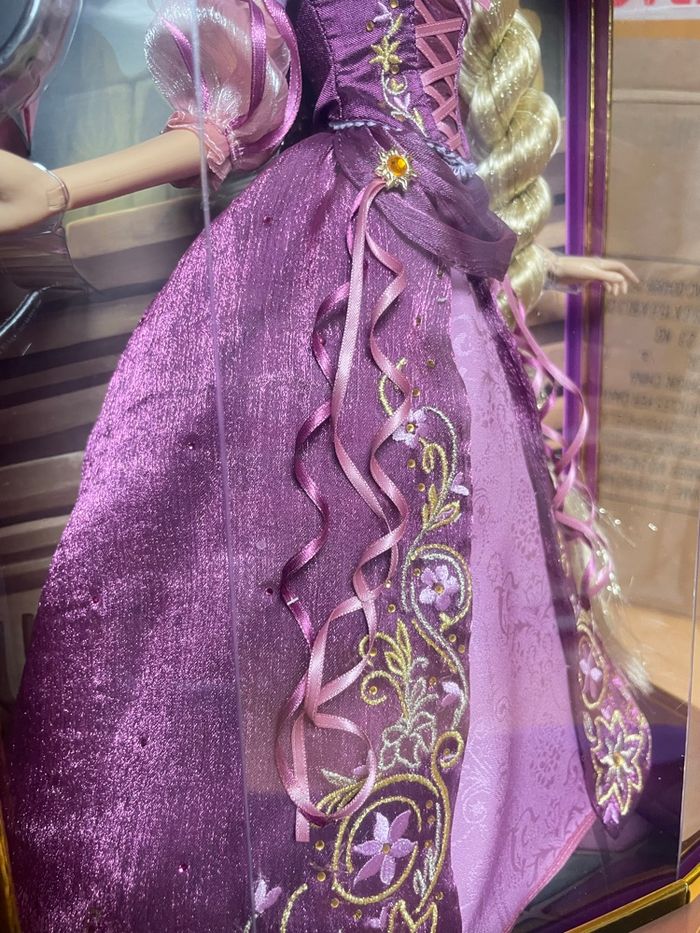 Raiponce poupée édition limitée disney - photo numéro 6