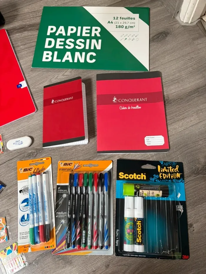 Lot de fournitures scolaires école primaire ou collège - photo numéro 2