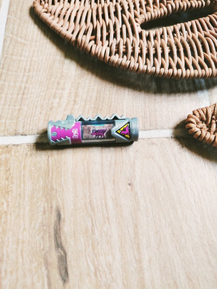 🦕 Power rangers dino charge - Energem-dino chargeur n° 14 rose Styracosaure - photo numéro 2