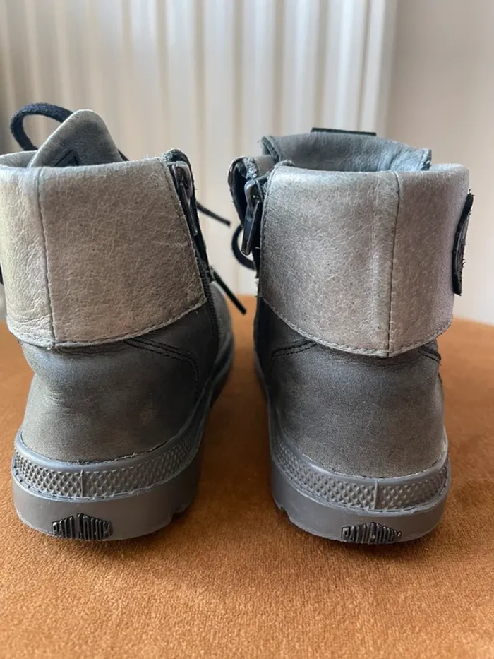 Bottines Palladium en vrai cuir grises classiques taille 26 valeur 134,00€ - photo numéro 8