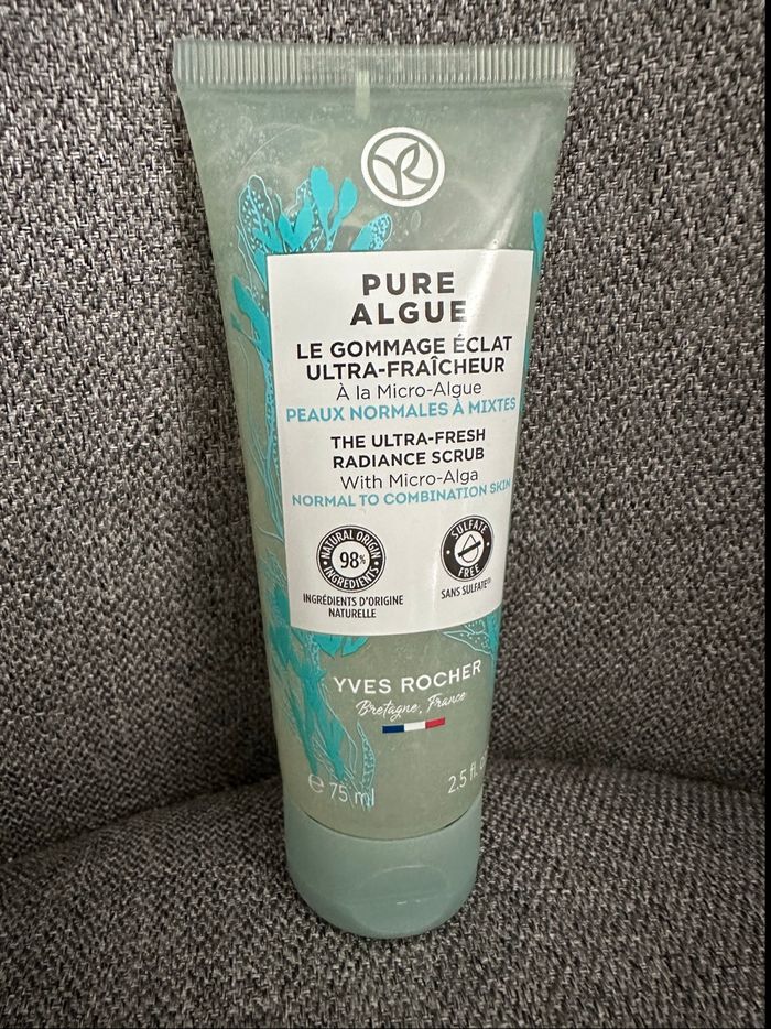 Gommage fraîcheur pure algue 75 ml Yves rocher neuf avec étiquette