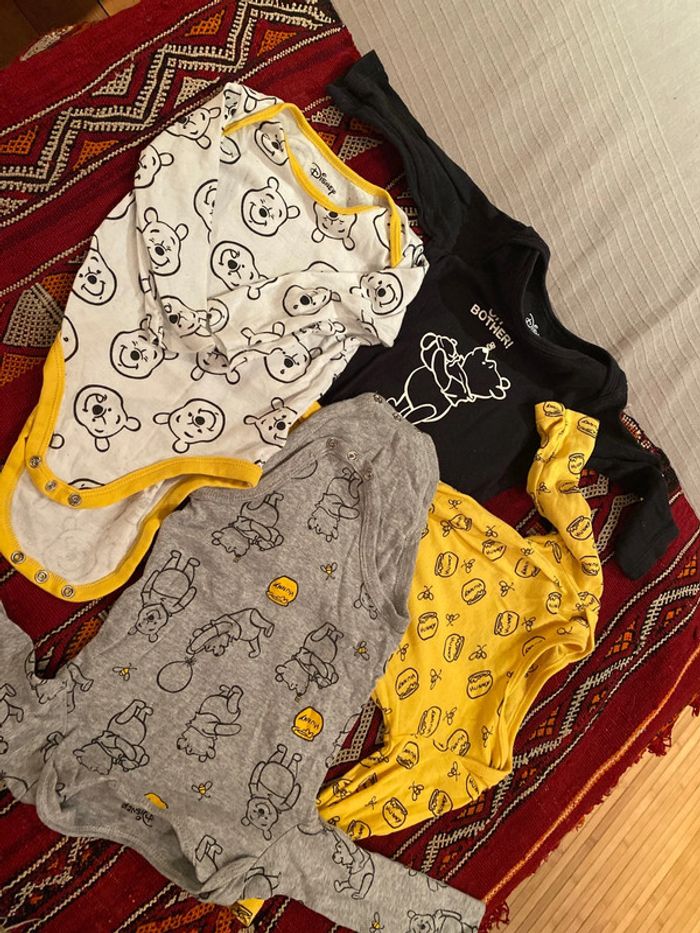 Lot mixte exclusif Bodys Winny Poo, Disney 100% coton 9 mois a 12 mois - photo numéro 9