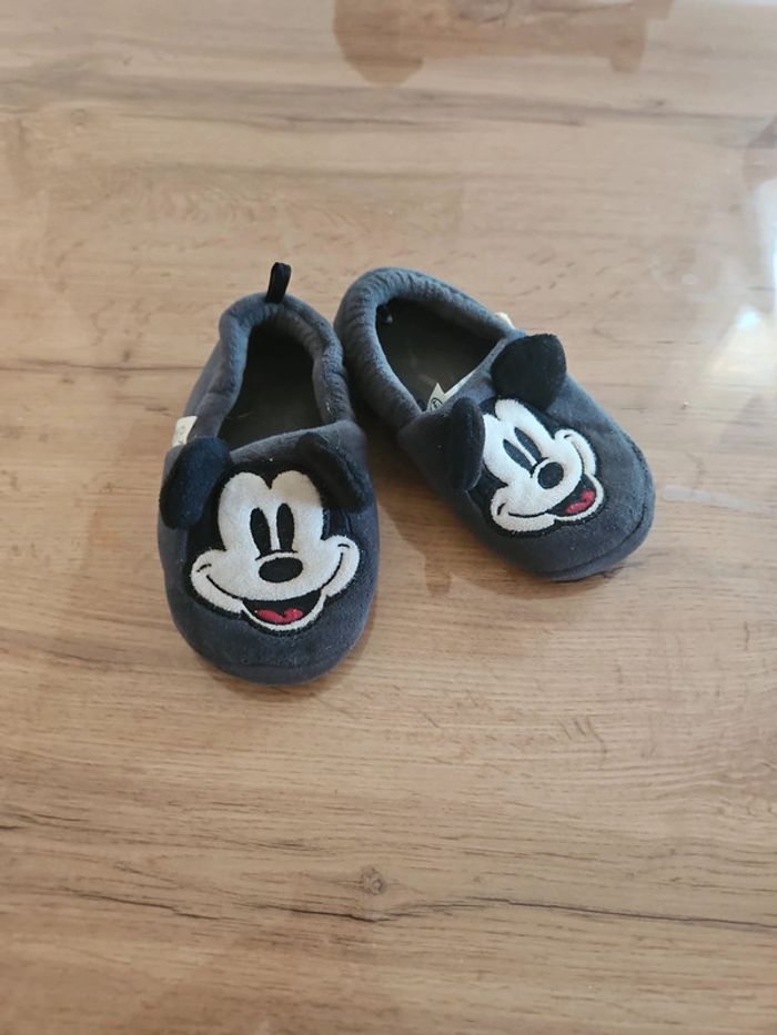 Chaussons mickey 26/27