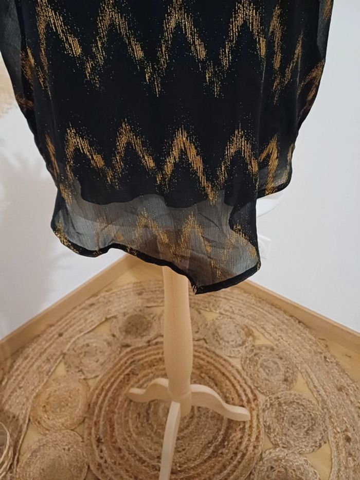 Top noir et doré asymétrique Tout feu tout femme taille M 38 - photo numéro 3