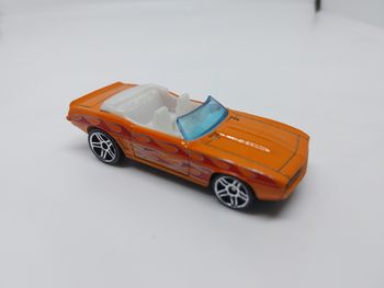 Hot Wheels '69 Camaro 2019