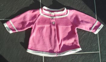 Joli gilet classique fille 3 mois DPAM