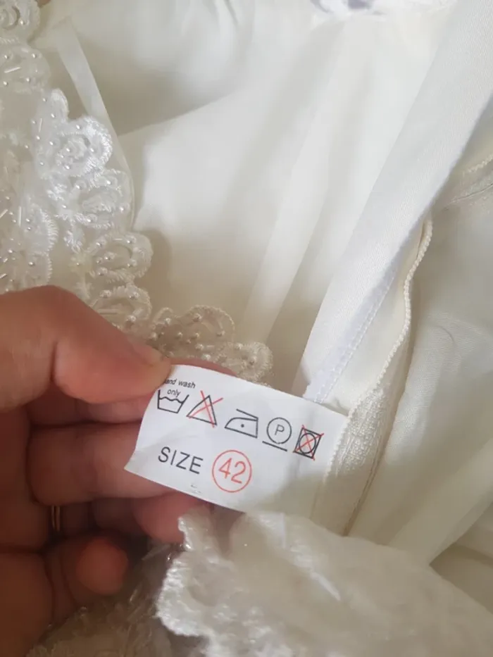 Robe de mariage blanche - photo numéro 9