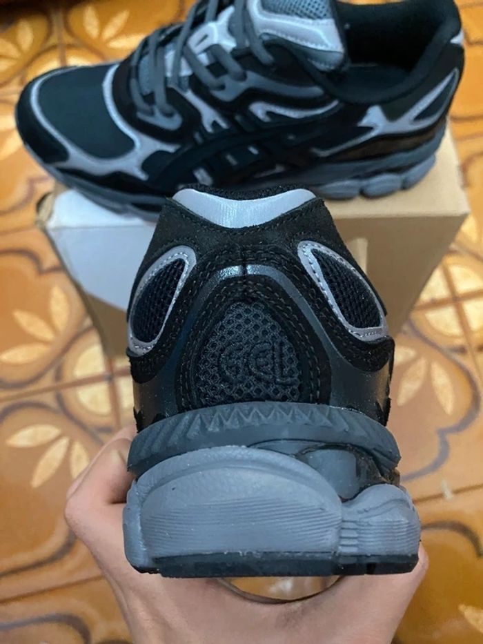 Asics GEL NYC Taille 40.5 - photo numéro 4