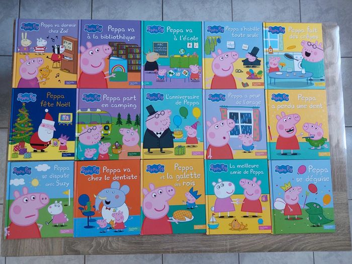 27 livres Peppa Pig