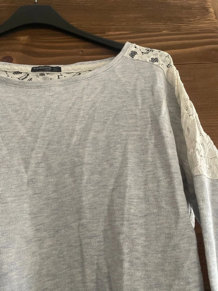 Sweat gris pailleté dos dentelle - photo numéro 2
