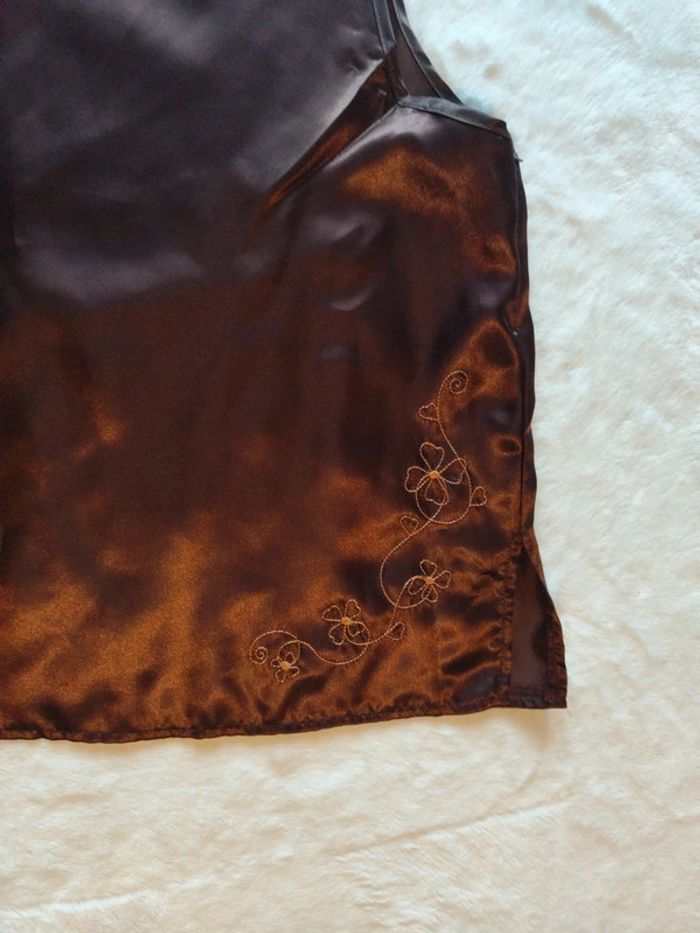 Débardeur femme en soi couleur marron avec motif fleur design taille 50/52 - photo numéro 4