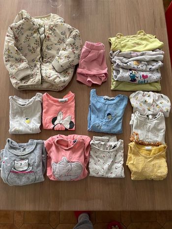 Lot vêtements bébé
