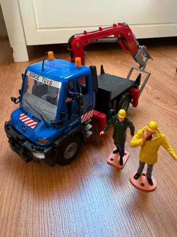 Lot camion de chantier et personnages