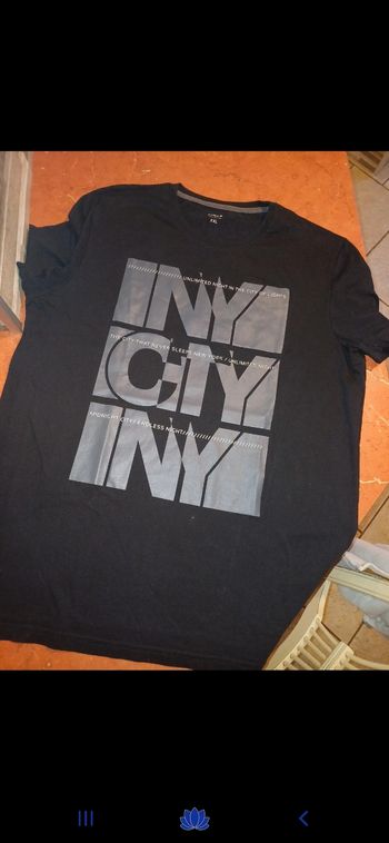 T.shirt homme taille 44