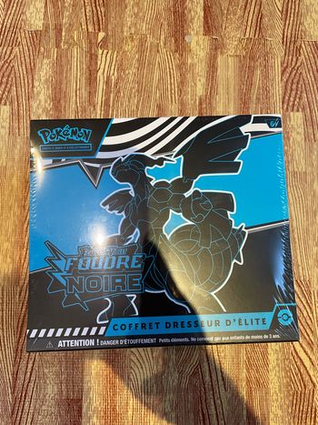 Coffret Pokémon ETB EV10.5 Foudre Noir