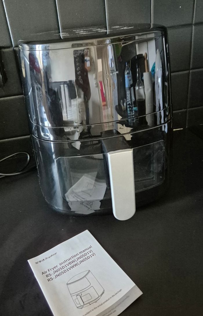 Air fryer 5litres Neuf Avec tiroir transparent neuf emballé