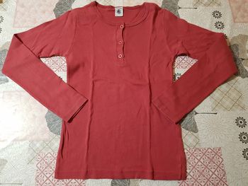 Tee-shirt/ maillot de corps petit bateau 10 ans