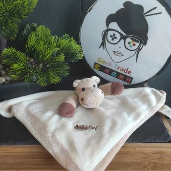 Doudou plat carré hippopotame mon doudou Calin Baby Nat Beige Blanc Jaune Écru