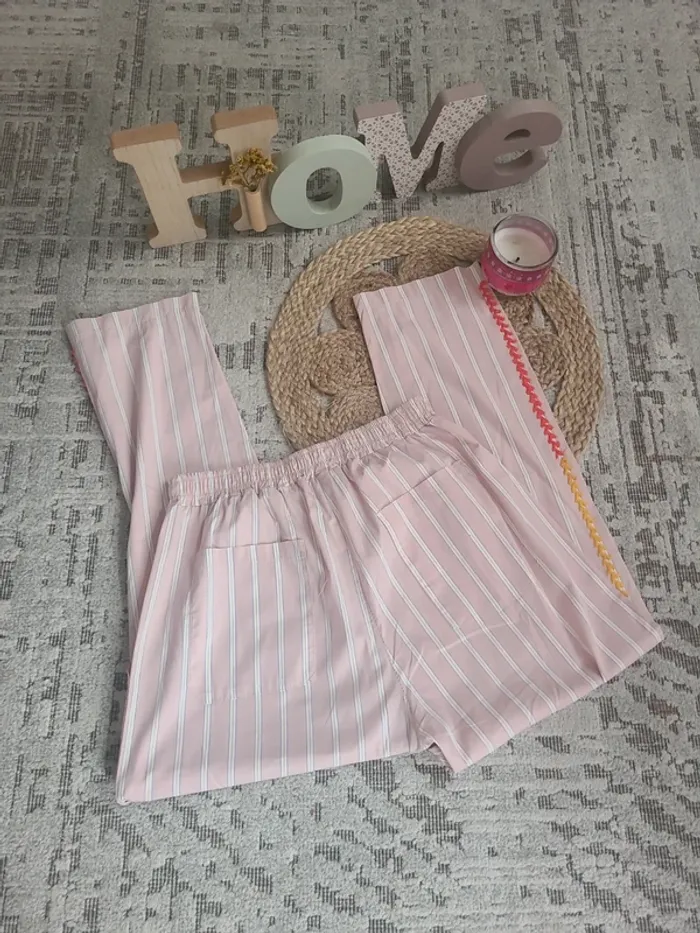 Pantalon rayé Johanna Paris avec broderies colorées _ TailleS/M - photo numéro 2