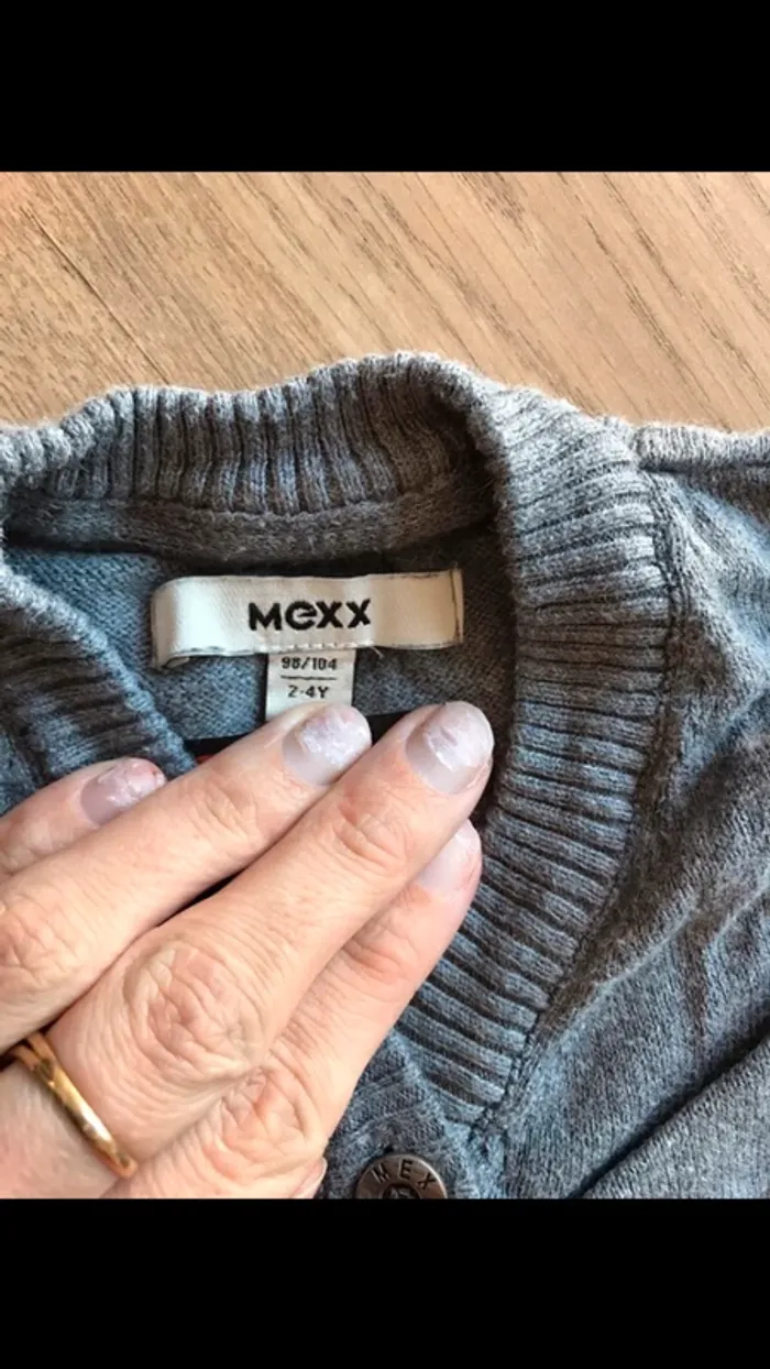 2 gilets Mexx taille 2/4 ans - photo numéro 3