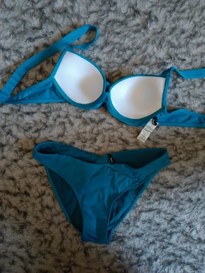 Magnifique maillot de bain Aubade deux pièces bleu turquoise neuf sans étiquette taille 1 et B85 - photo numéro 4