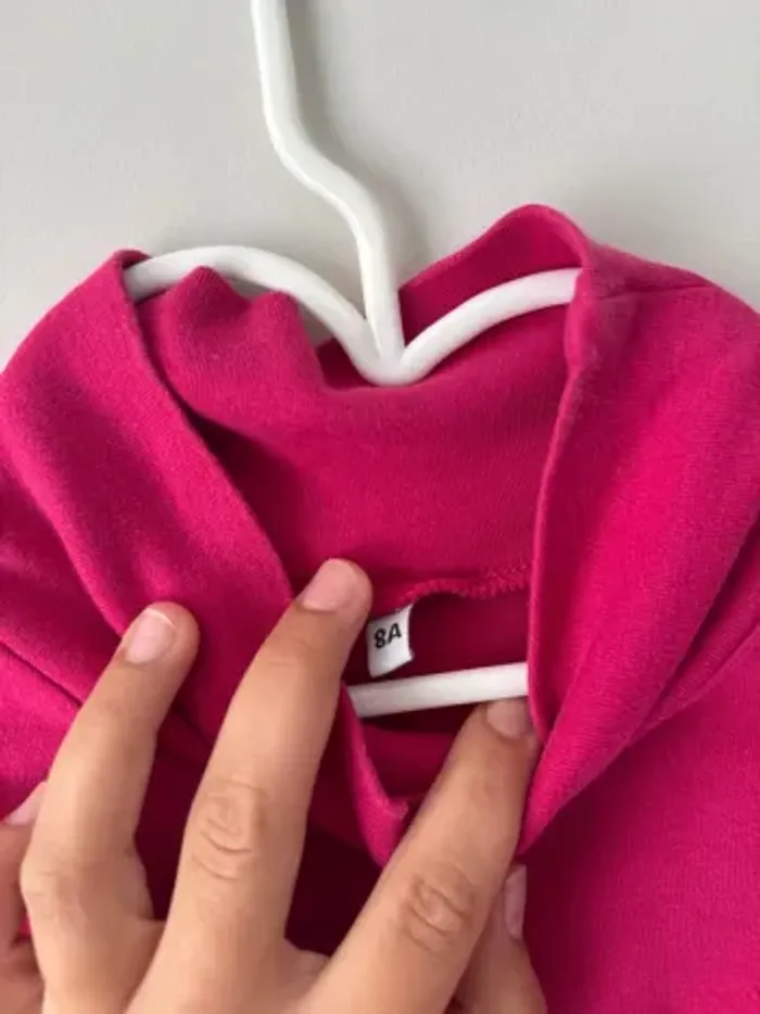 👚 sous pull - fille -8 ans - 128 cm- sans marque - bon état - photo numéro 2