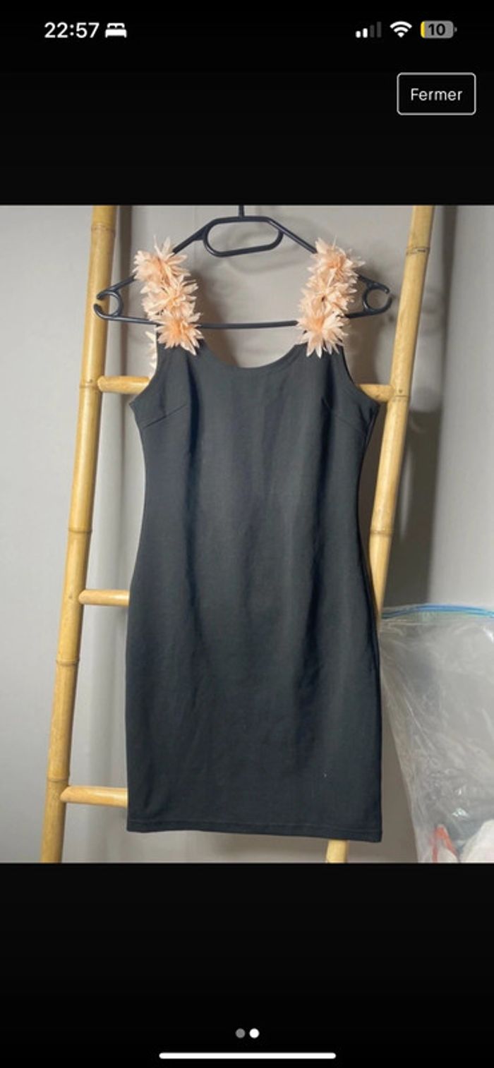 Robe fleurie - photo numéro 2