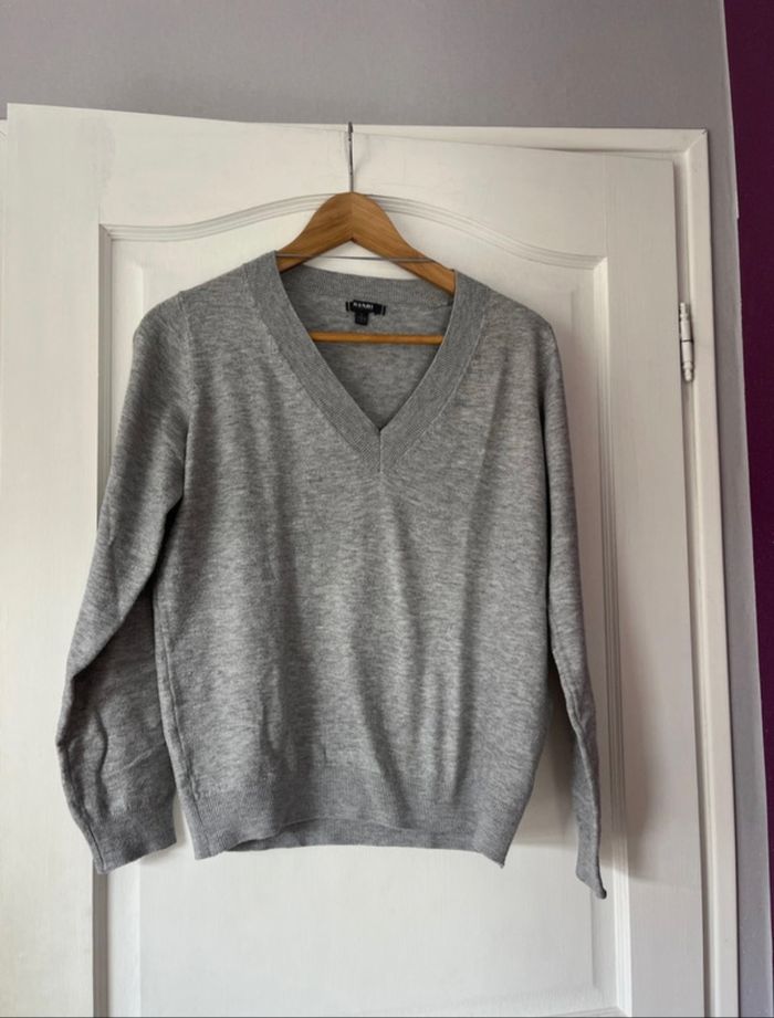 Lot 2 pulls col V - Kiabi - Taille S - Noir & Gris - photo numéro 4