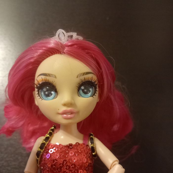 Poupée Rainbow High Stella - photo numéro 5