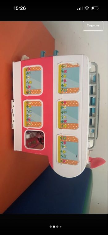 Camping-car peppa pig