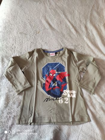 Tee-shirt manches longues garçon taille 3/4 ans