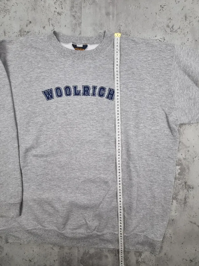 Sweat gris logo brodé Woolrich – Taille XXL Hommes (mesures en photos) - photo numéro 6
