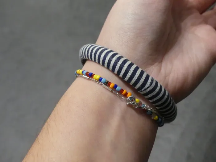 Bracelet à rayures bleues et blanches - photo numéro 3