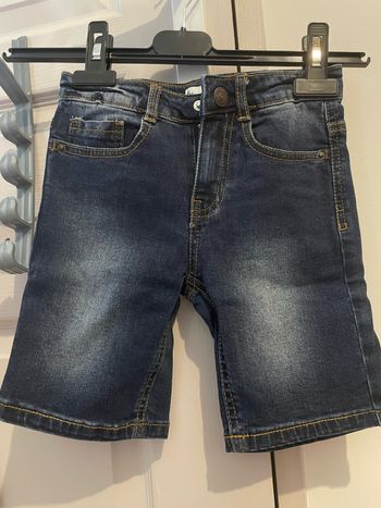 Bermuda garçon - taille 6 ans