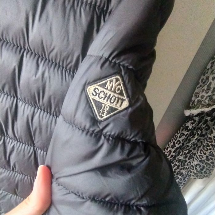 Doudoune Schott taille 8ans tbe - photo numéro 4