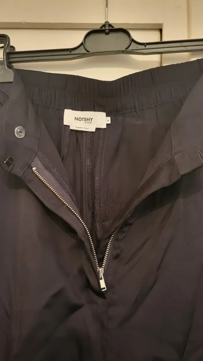 Pantalon noir léger taille M - photo numéro 3