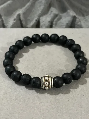 Bracelet chakra en pierres de lave naturelle perles de 8mm sur fil élastique