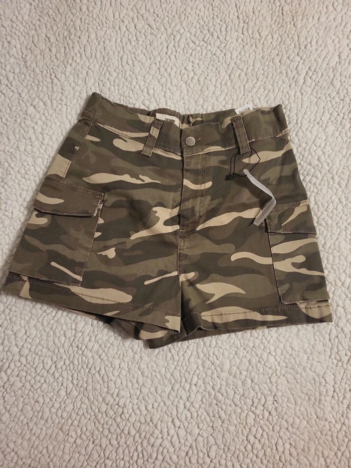 Short style militaire !