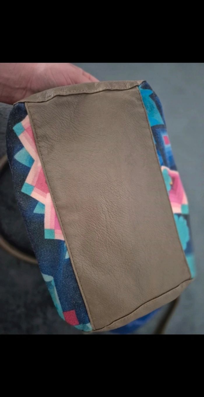 Sac à main bandoulière desigual + portefeuille Desigual - photo numéro 6