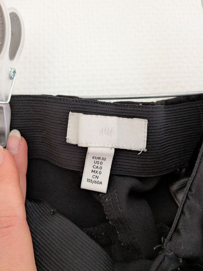 Pentalon tailleur noir H&M - photo numéro 2