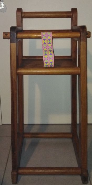Chaise haute en bois vintage