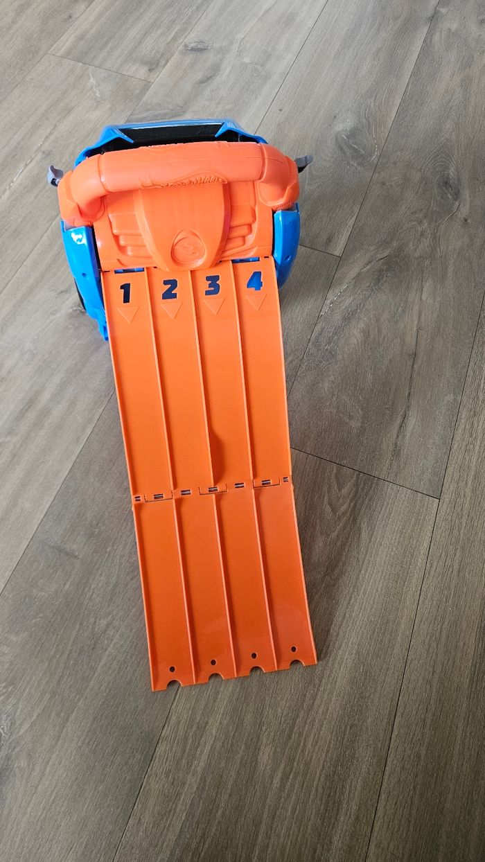 NEUF Mallette piste et rangement hotwheels - photo numéro 4