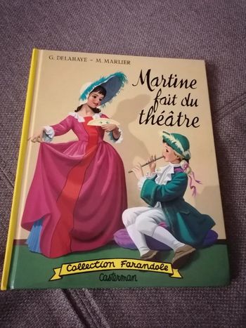 Livre Martine fait du théâtre Casterman