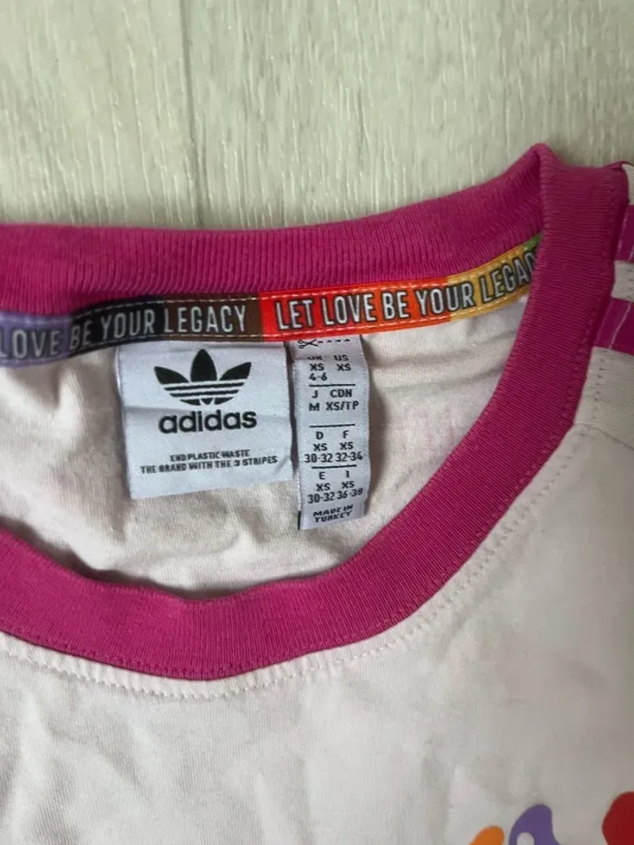 TEE shirt adidas taille 32-34 xs fille rose - photo numéro 3