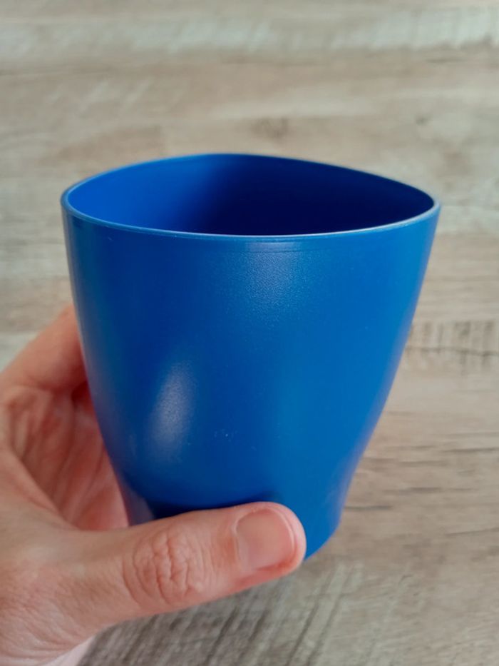 Pot plastique crayon exacompta au choix transparent bleu ou noir - photo numéro 2