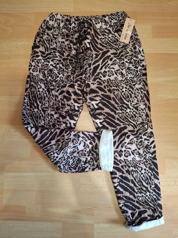 Pantajog suédine léopard NEUF