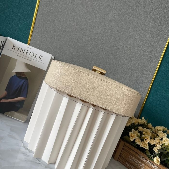 Louis Vuitton M24611 - photo numéro 5